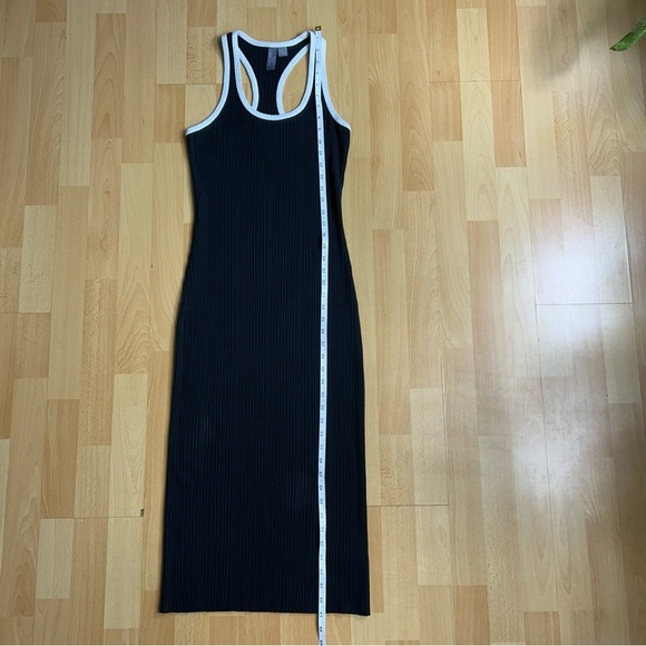 Sweaty Betty Resort Rib Racer Back Tank Midi Dress Size 6 Black & White - Picture 14 of 14